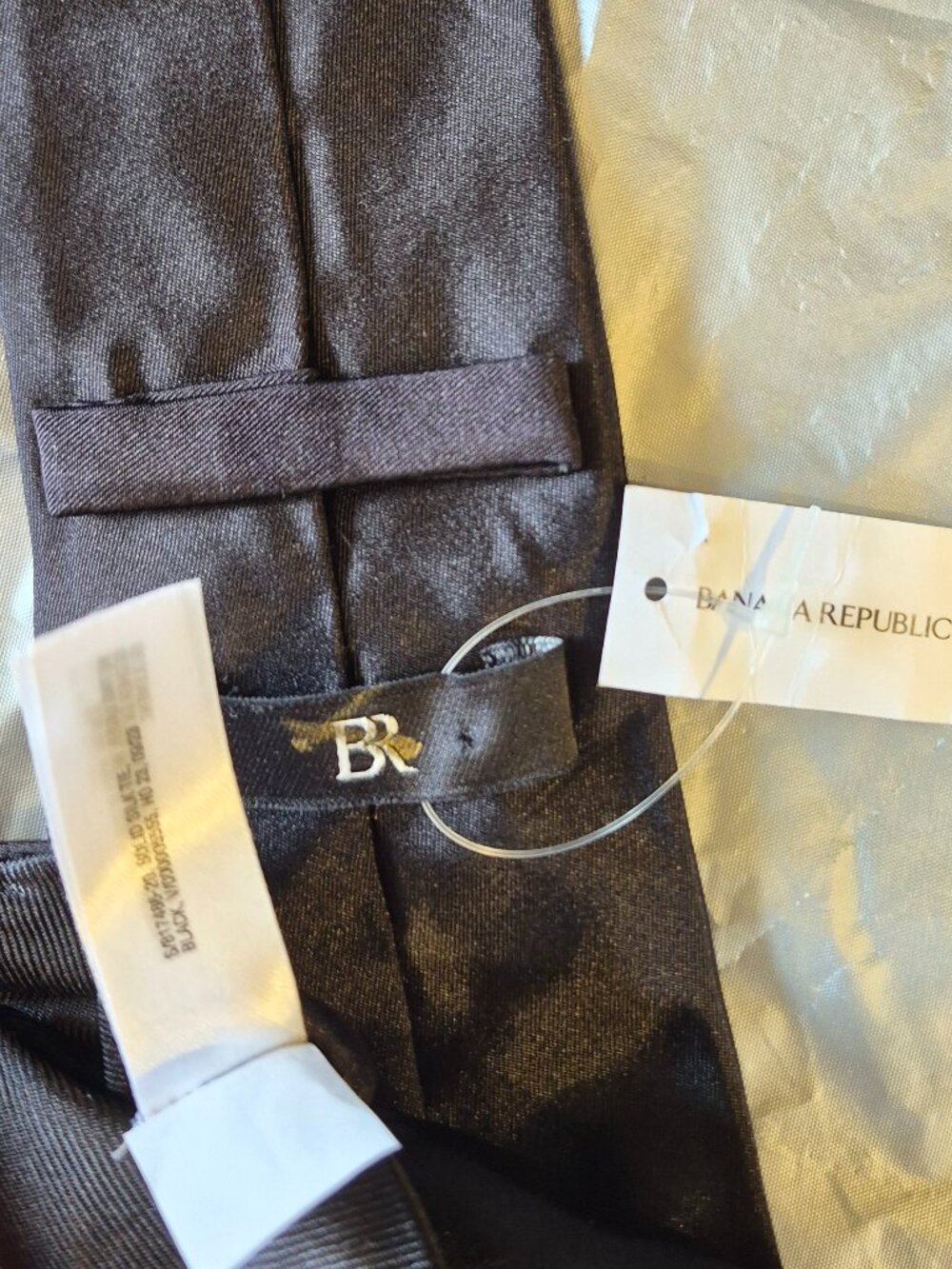 NEW Banana Republic Black Arvo Italian Silk Tie - Picture 4 of 4
